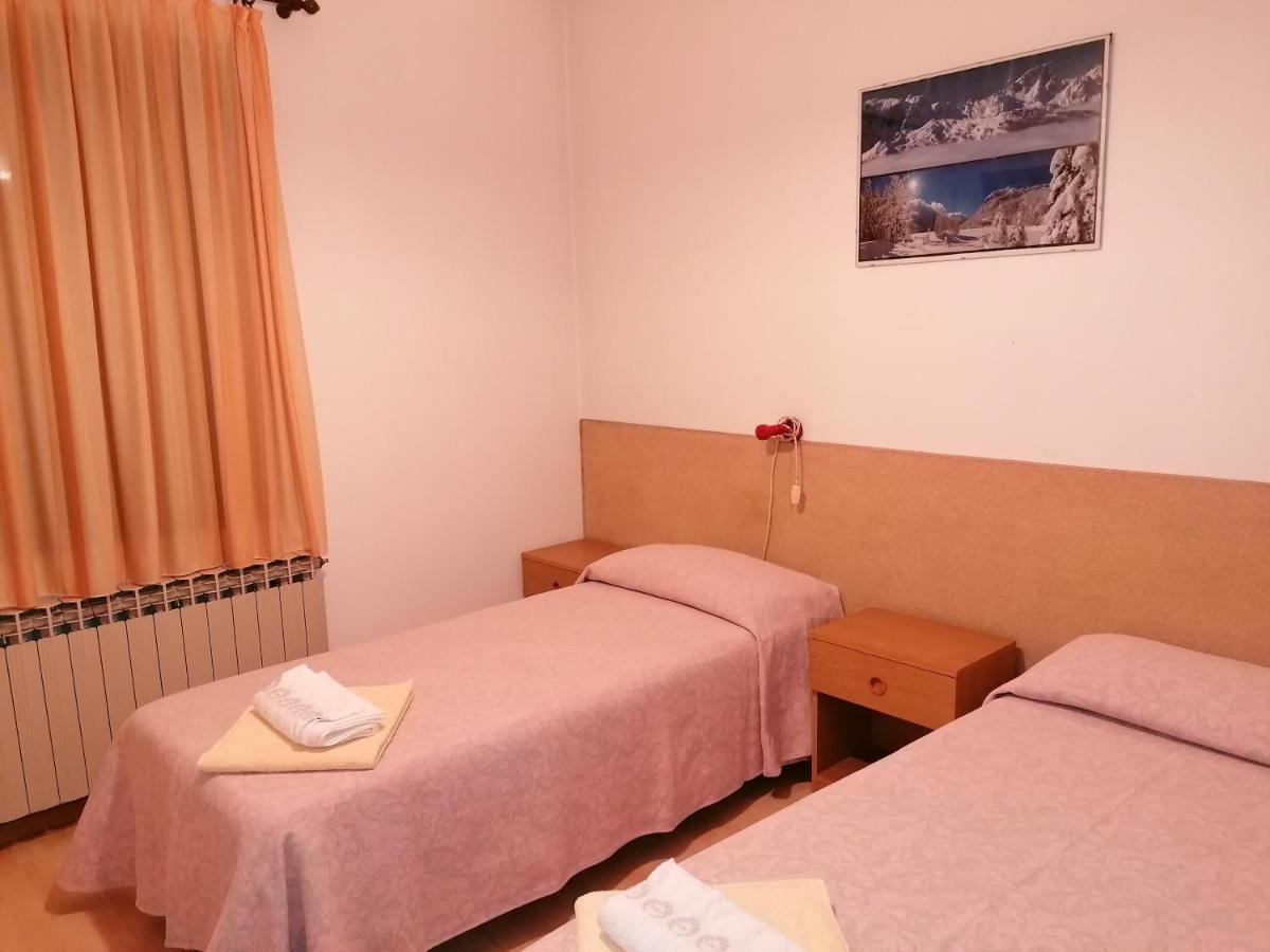 Al Fogolar Hotel Villa Santina Ngoại thất bức ảnh